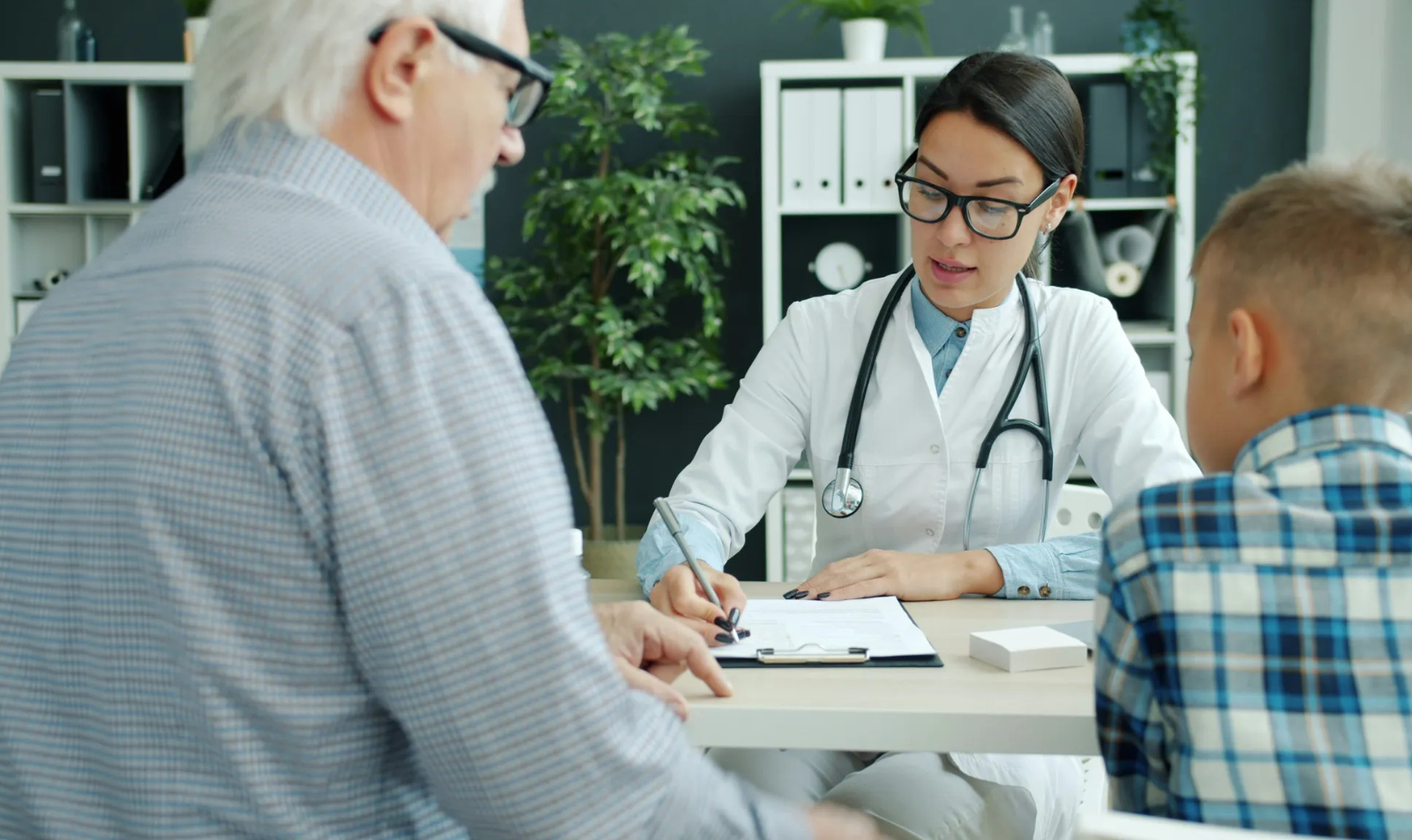 Thriving in Geriatrics: Essential Tips for UK Medical Students and Doctors