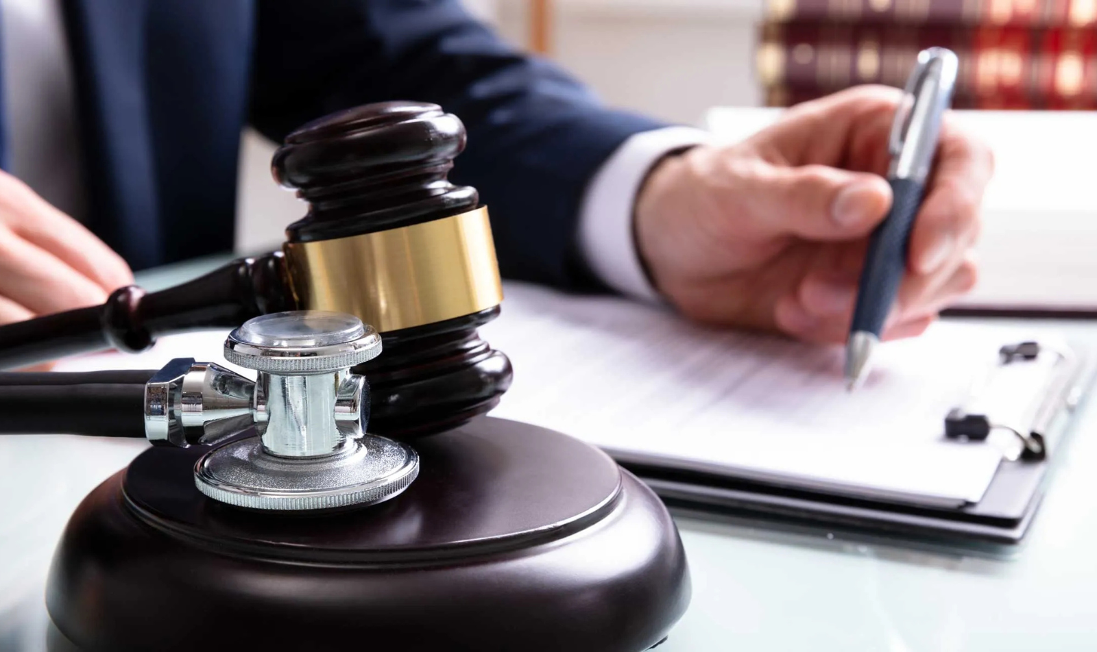 Medical Expert Witness in the Courtroom: What It’s Really Like